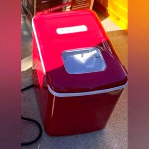 Red Ice Maker with Transparent Lid